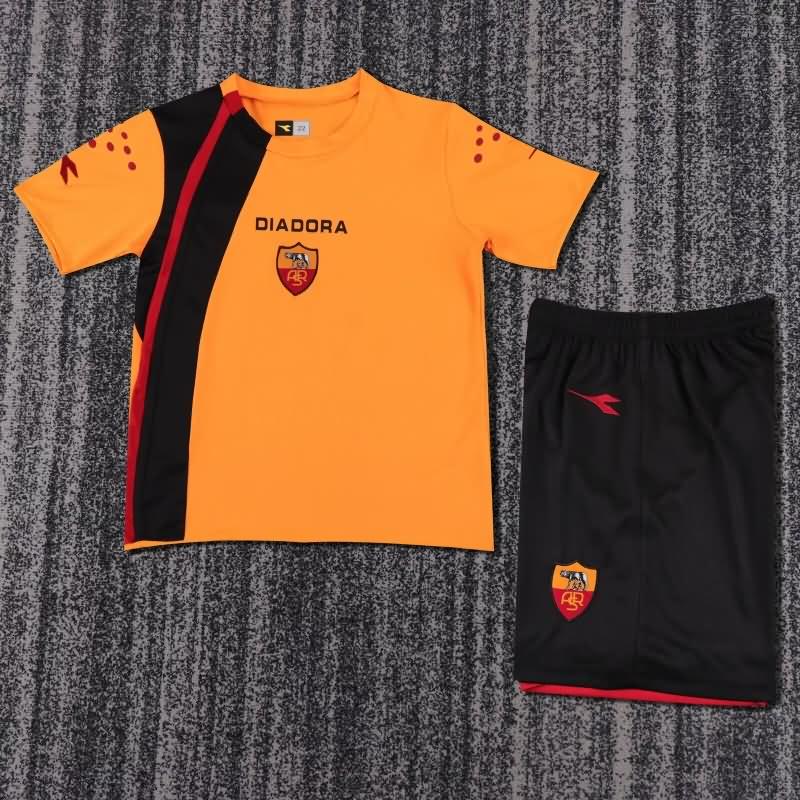 Kids AS Roma 2005/06 Home Soccer Jersey And Shorts