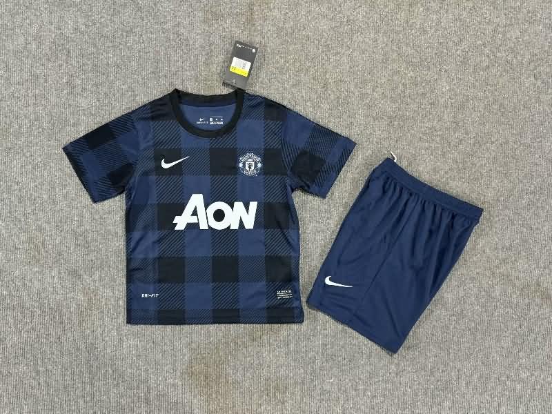 Kids Manchester United 2013/14 Away Soccer Jersey And Shorts