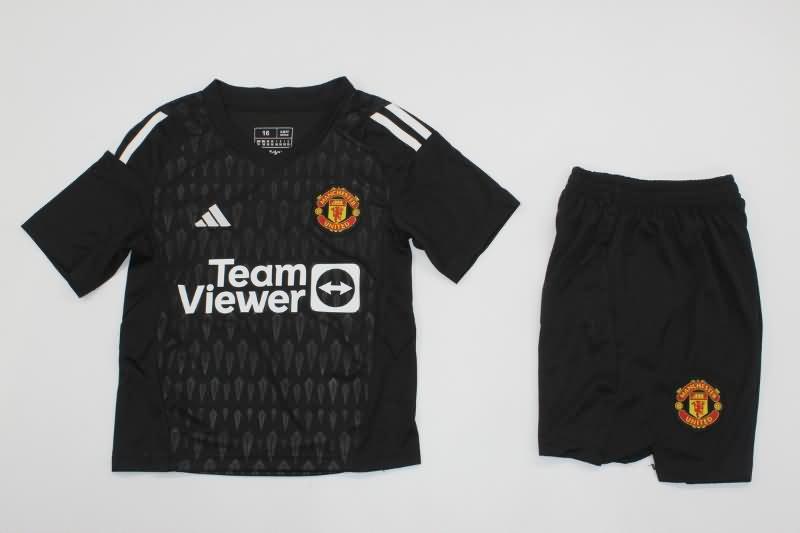 Kids Manchester United 23/24 Goalkeeper Black Soccer Jersey And Shorts