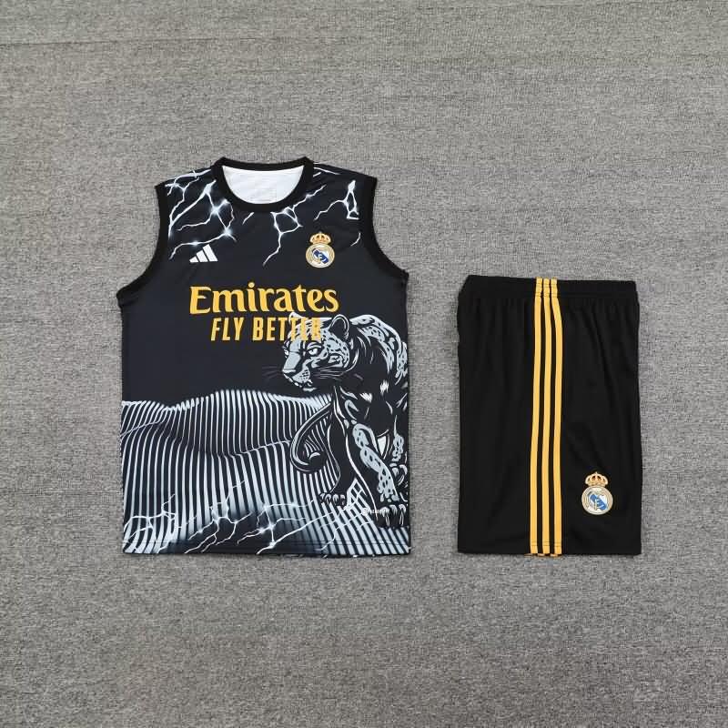 AAA Quality Real Madrid 24/25 Black Soccer Training Sets 04