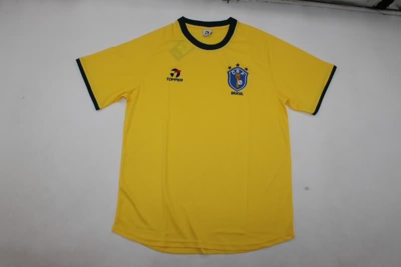 AAA Quality Brazil 1982 Home Retro Soccer Jersey