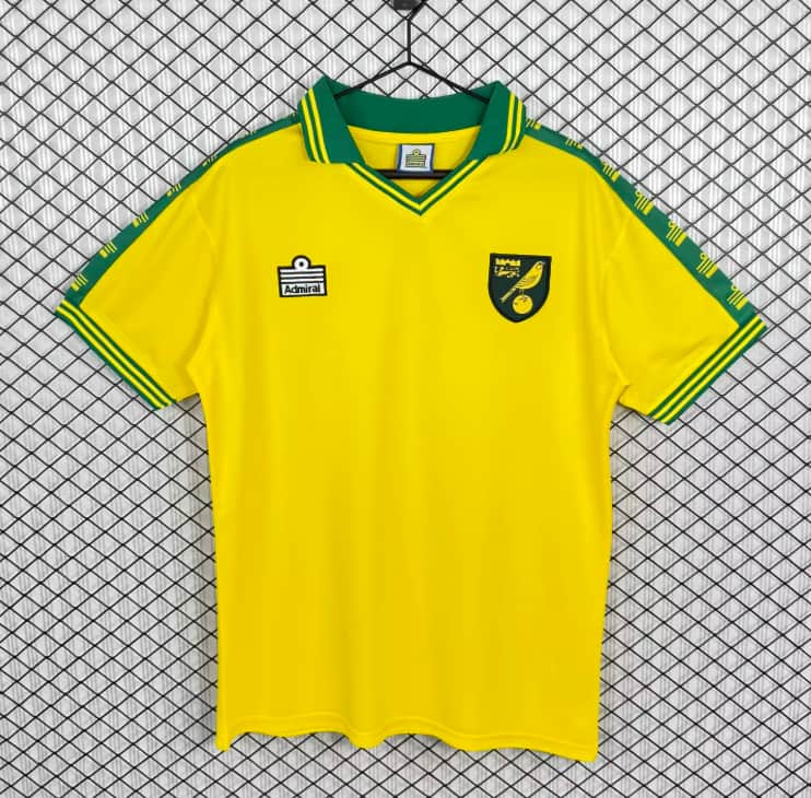 AAA Quality Norwich 1976/81 Home Retro Soccer Jersey AAA Quality Norwich 1976/81 Home Retro Soccer Jersey