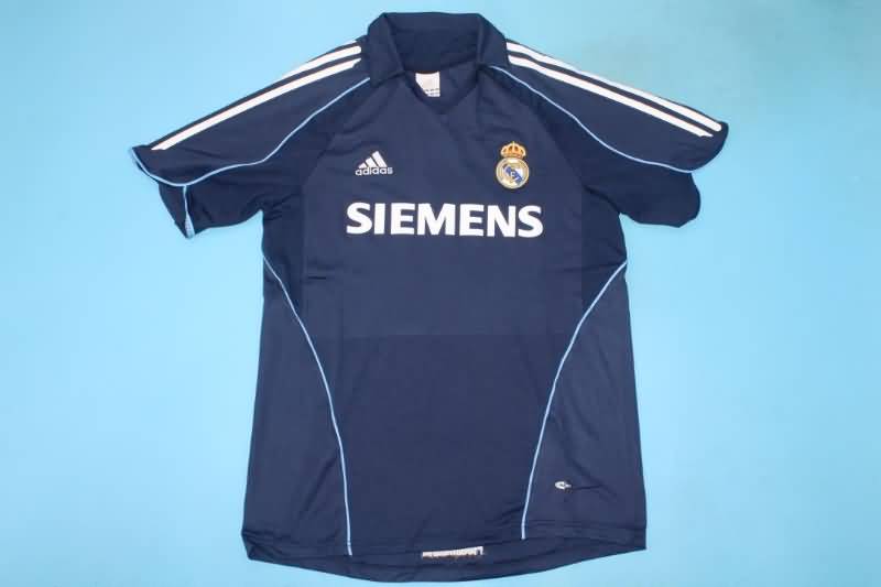 AAA Quality Real Madrid 2005/06 Away Retro Soccer Jersey