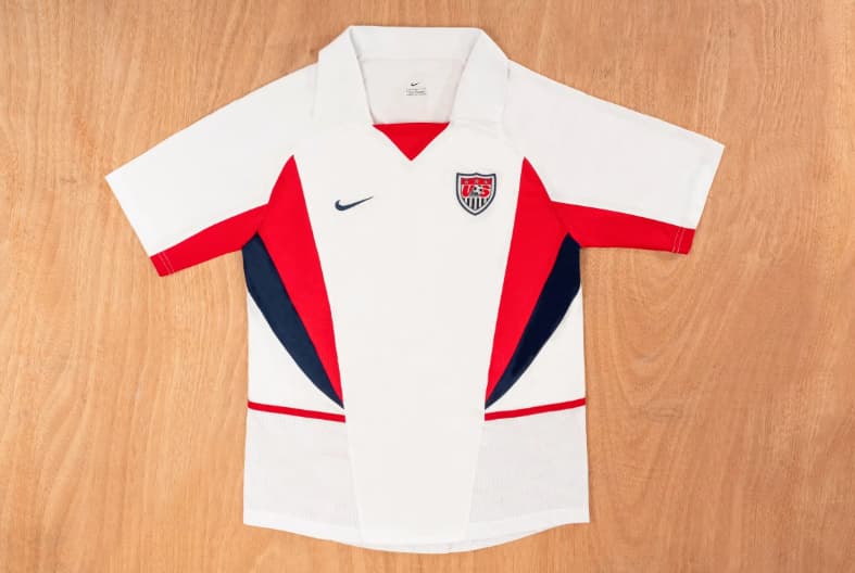 AAA Quality USA 2002 Home Retro Soccer Jersey AAA Quality USA 2002 Home Retro Soccer Jersey